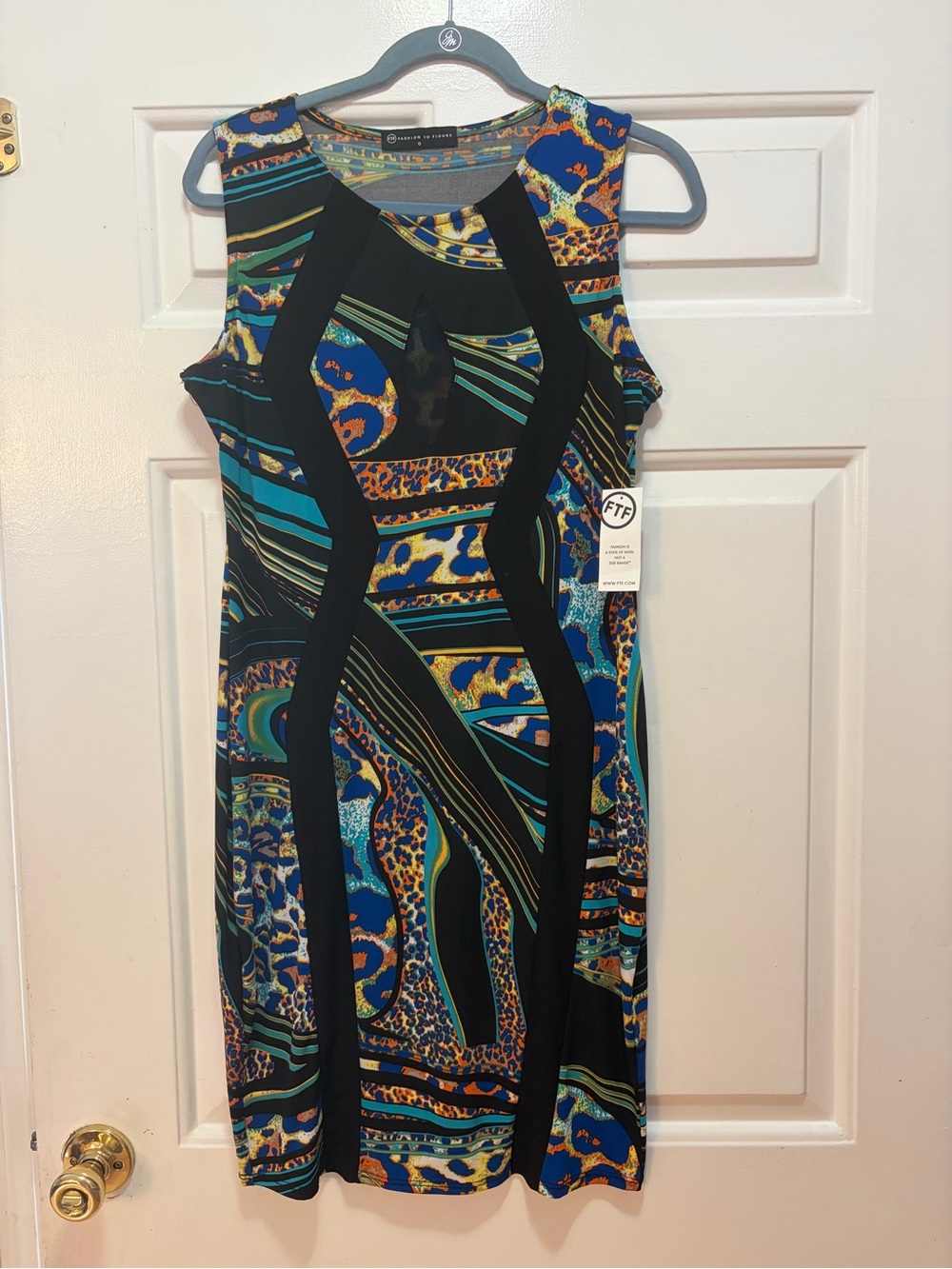 Sleeveless Black Patterned Printed Body-Con Dress (FTF),PLUS SIZE: 0/XL -(NWT)
